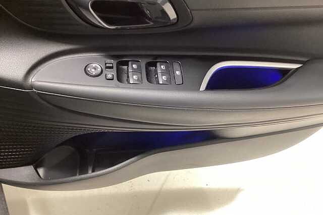 Hyundai BAYON 1.0 TGDi 48V MHEV Premium 5dr Black