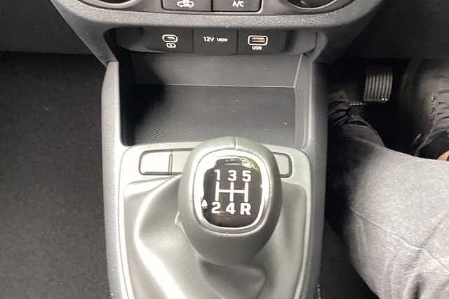 Hyundai i10 1.0 [63] Advance 5dr [Nav]