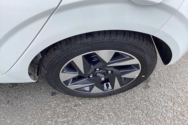 Hyundai i10 1.0 [63] Advance 5dr [Nav]