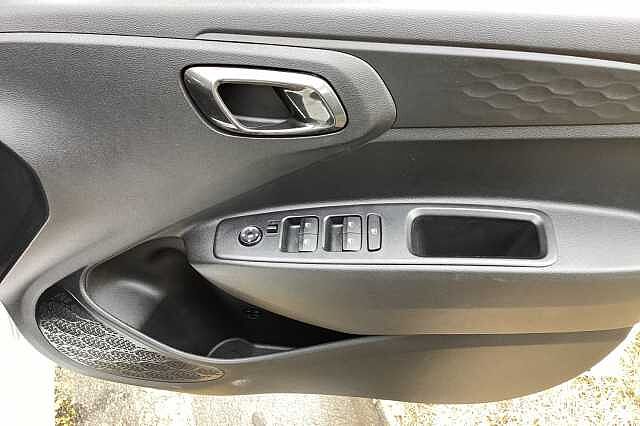 Hyundai i10 1.0 [63] Advance 5dr [Nav]