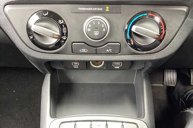 Hyundai i10 1.0 [63] Advance 5dr [Nav]