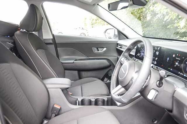 Hyundai KONA E (218ps) Advance