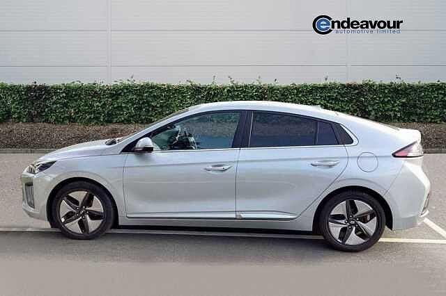 Hyundai IONIQ 1.6 GDi Hybrid DCT 2021MY Premium SE