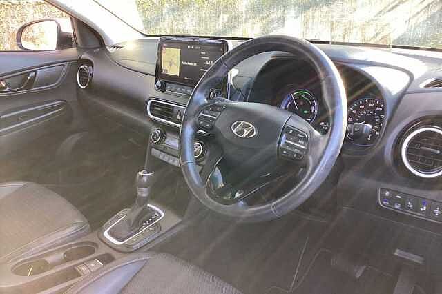 Hyundai KONA 1.6 GDi Hybrid Premium SE 5dr DCT White