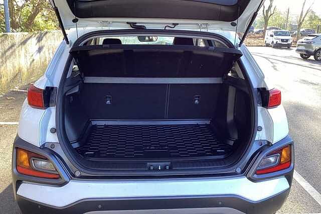 Hyundai KONA 1.6 GDi Hybrid Premium SE 5dr DCT White