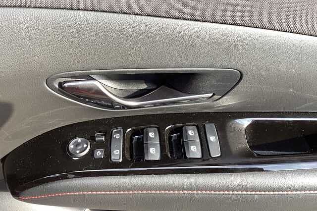 Hyundai TUCSON 1.6 T-GDi Hybrid Aut. 2023MY N Line Red