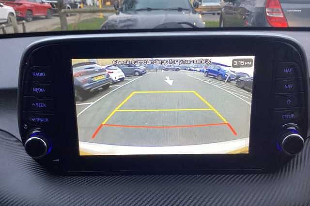 Hyundai TUCSON Hybrid 1.6CRDi (136ps) SE Nav 48V DCT White