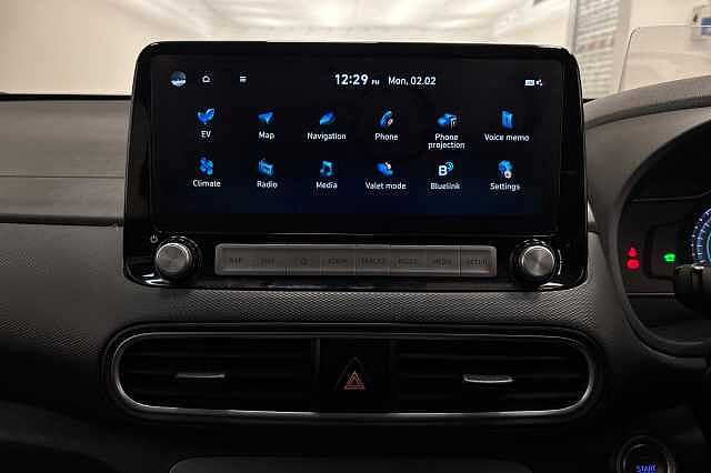 Hyundai KONA 150kW Premium SE 64kWh 5dr Auto White