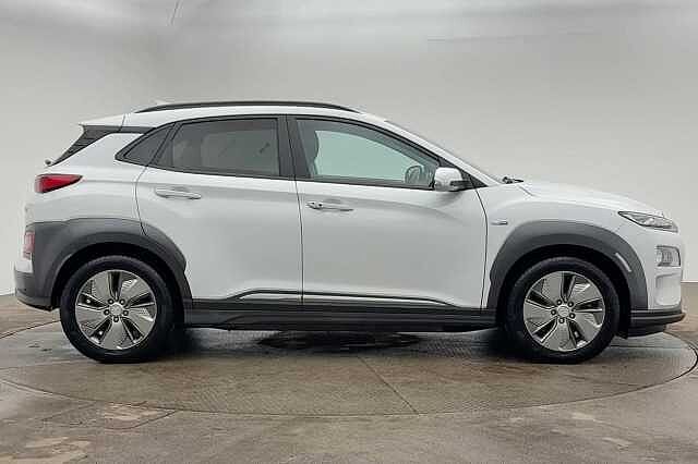 Hyundai KONA 150kW Premium SE 64kWh 5dr Auto White