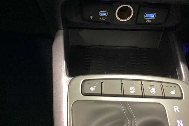 Hyundai i10 1.0 [63] Premium 5dr Auto [Nav]