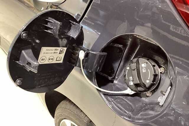Hyundai i10 1.0 [63] Premium 5dr Auto [Nav]