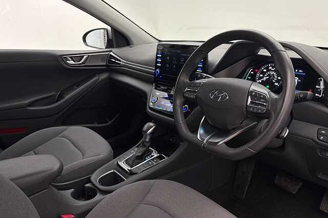 Hyundai IONIQ 1.6 GDi Hybrid Premium SE 5dr DCT