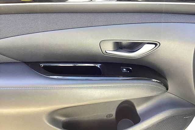 Hyundai TUCSON 1.6 TGDi Plug-in Hybrid Ultimate 5dr 4WD Auto