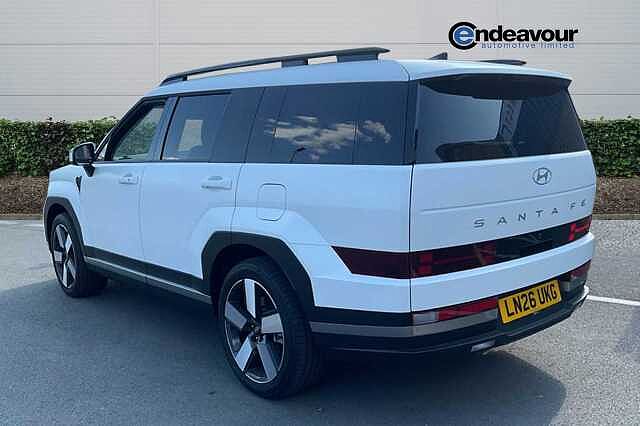 Hyundai SANTA FE 1.6 TGDi Plug-in Hybrid Premium 5dr 4WD Auto White