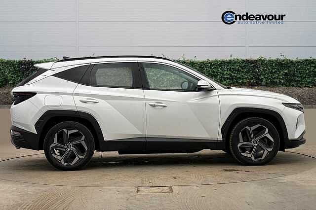 Hyundai TUCSON 1.6 TGDi Plug-in Hybrid Ultimate 5dr 4WD Auto White