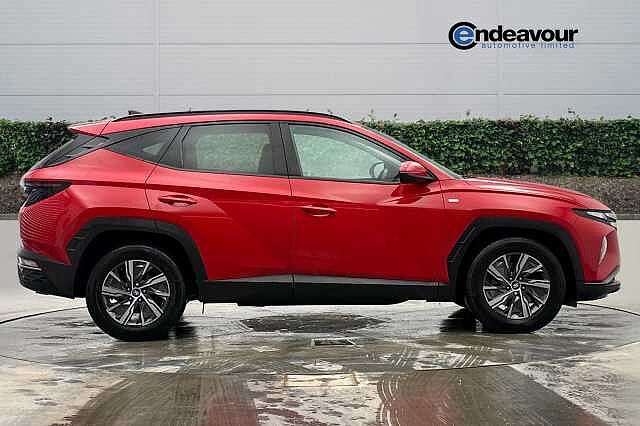 Hyundai TUCSON 1.6 TGDi 48V MHD SE Connect 5dr 2WD DCT Red