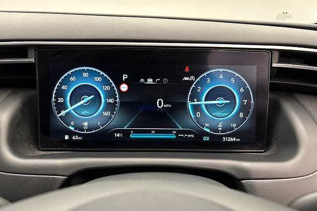 Hyundai TUCSON 1.6 TGDi 48V MHD SE Connect 5dr 2WD DCT Red