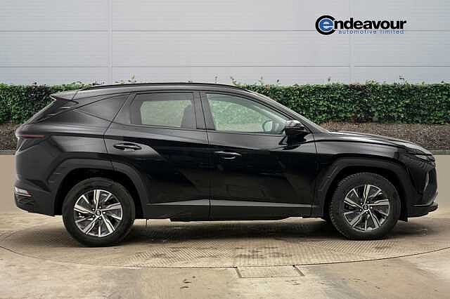 Hyundai TUCSON 1.6 TGDi Hybrid 230 SE Connect 5dr 2WD Auto Black