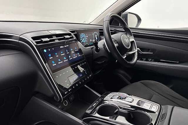 Hyundai TUCSON 1.6 TGDi Hybrid 230 SE Connect 5dr 2WD Auto Black