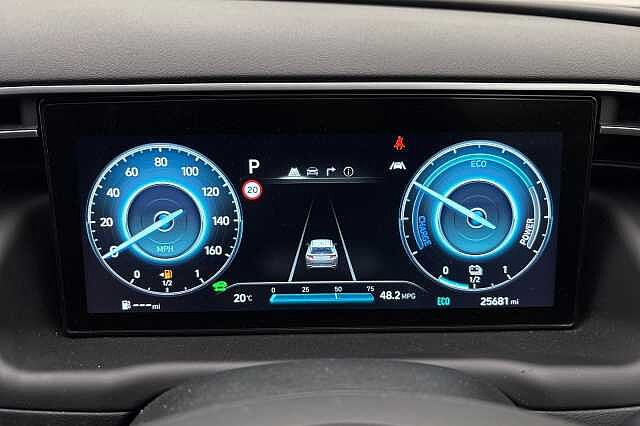 Hyundai TUCSON 1.6 TGDi Hybrid 230 SE Connect 5dr 2WD Auto Black