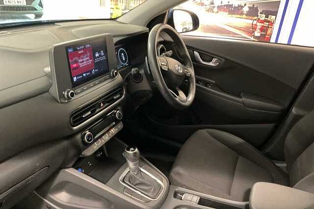 Hyundai KONA 1.6 GDi Hybrid SE Connect 5dr DCT Blue
