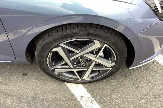 Hyundai i20 1.0T GDi Premium 5dr DCT Hatchback