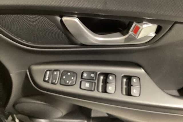 Hyundai KONA 1.6 GDi Hybrid Ultimate 5dr DCT Grey