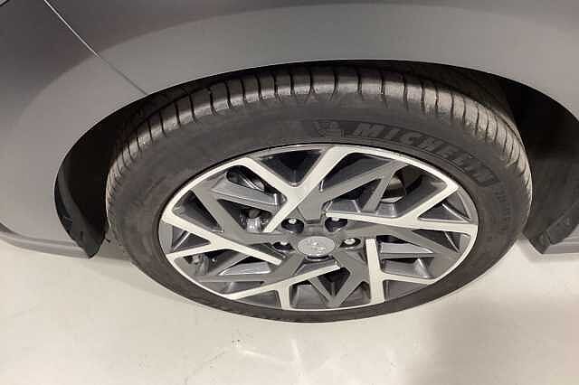 Hyundai KONA 1.6 GDi Hybrid Ultimate 5dr DCT Grey