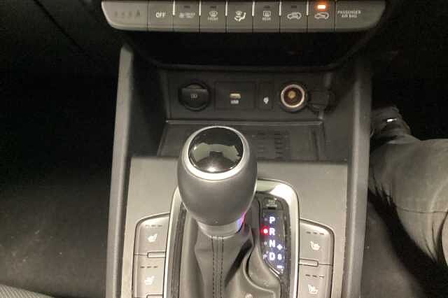 Hyundai KONA 1.6 GDi Hybrid Ultimate 5dr DCT Grey