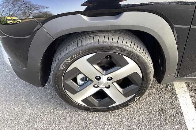 Hyundai INSTER 85kW 02 49kWh 5dr Auto Black