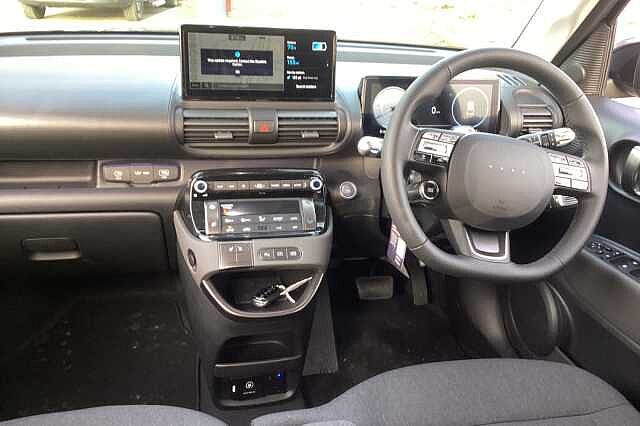 Hyundai INSTER 85kW 02 49kWh 5dr Auto Black