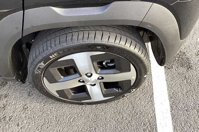Hyundai INSTER 85kW 02 49kWh 5dr Auto Black