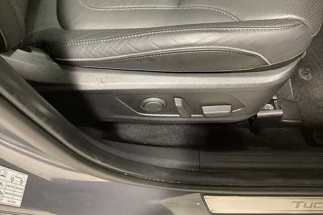 Hyundai TUCSON 1.6T Hybrid Ultimate 5dr Auto Grey