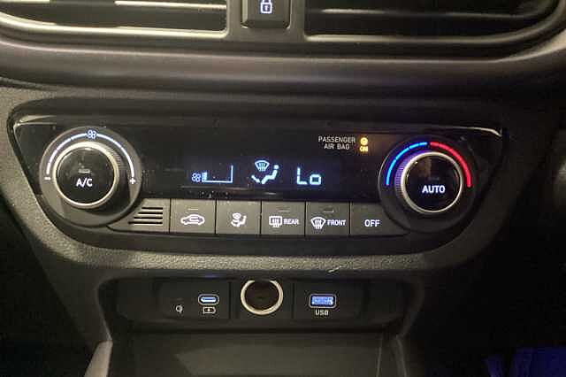 Hyundai I10 1.0 [63] Premium 5dr Auto [Nav] Black