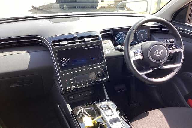 Hyundai TUCSON 1.6 TGDi Hybrid 230 Premium 5dr 2WD Auto White