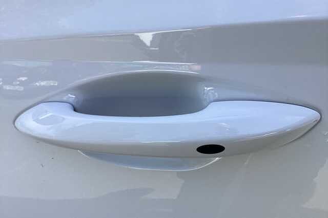 Hyundai TUCSON 1.6 TGDi Hybrid 230 Premium 5dr 2WD Auto White