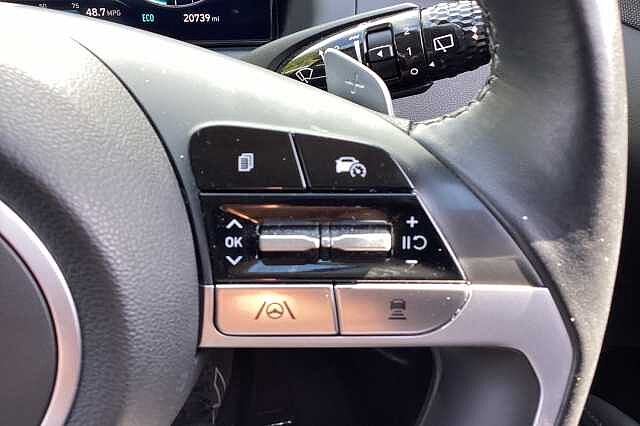 Hyundai TUCSON 1.6 TGDi Hybrid 230 Premium 5dr 2WD Auto White