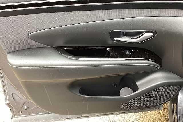 Hyundai TUCSON 1.6 TGDi Hybrid 230 Premium 5dr 2WD Auto