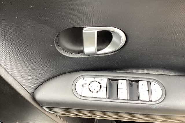 Hyundai IONIQ 5 E (217ps) Premium 73kWh RWD