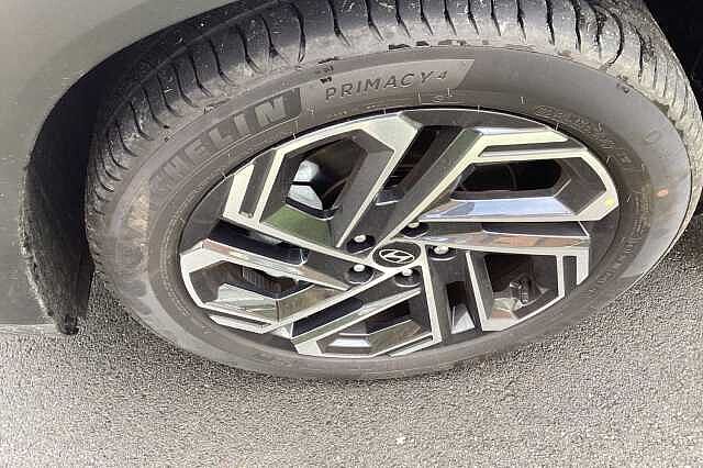 Hyundai TUCSON 1.6T Plug-in Hybrid Ultimate 5dr Auto White