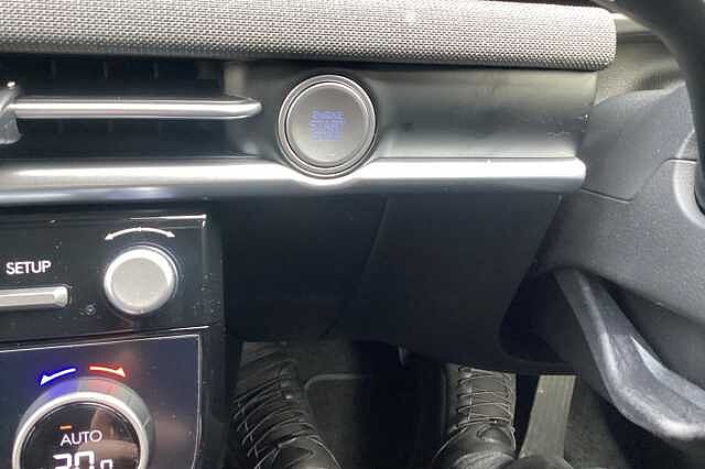 Hyundai TUCSON 1.6T Plug-in Hybrid Ultimate 5dr Auto White