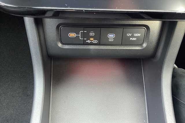 Hyundai TUCSON 1.6T Plug-in Hybrid Ultimate 5dr Auto White