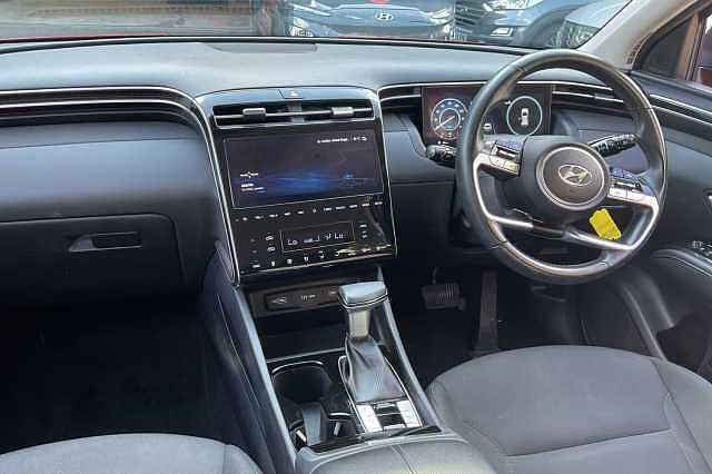 Hyundai TUCSON 1.6 TGDi 48V MHD SE Connect 5dr 2WD DCT Red