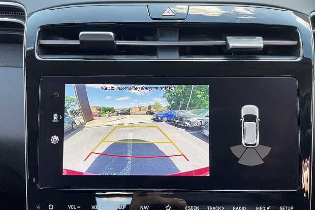 Hyundai TUCSON 1.6 TGDi 48V MHD SE Connect 5dr 2WD DCT Red