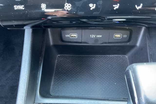 Hyundai TUCSON 1.6 TGDi 48V MHD SE Connect 5dr 2WD DCT Red