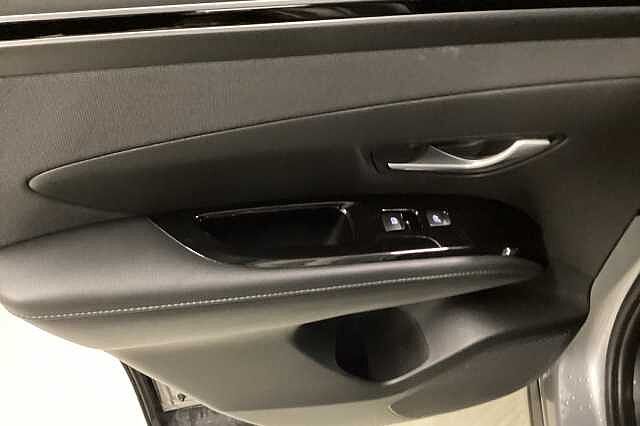 Hyundai TUCSON 1.6 TGDi Plug-in Hybrid Ultimate 5dr 4WD Auto Silver
