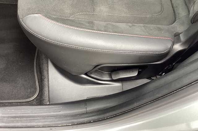 Hyundai TUCSON 1.6 TGDi Plug-in Hybrid N Line S 5dr 4WD Auto Silver