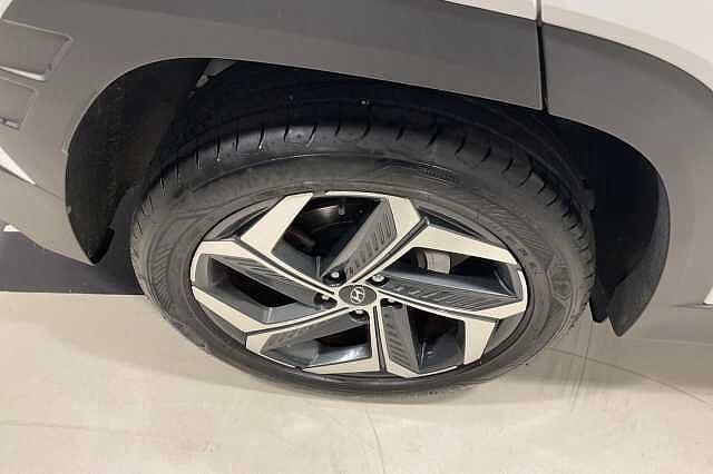 Hyundai TUCSON 1.6 TGDi Hybrid 230 Premium 5dr 2WD Auto White