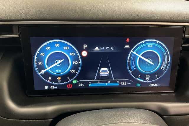Hyundai TUCSON 1.6 TGDi Hybrid 230 Premium 5dr 2WD Auto White