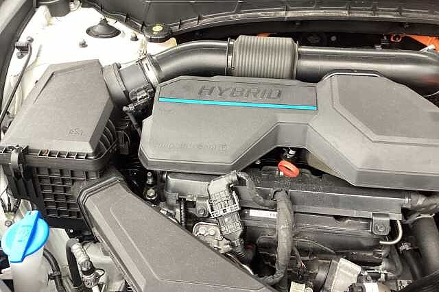 Hyundai TUCSON 1.6T Hybrid N Line S 5dr 4WD Auto White